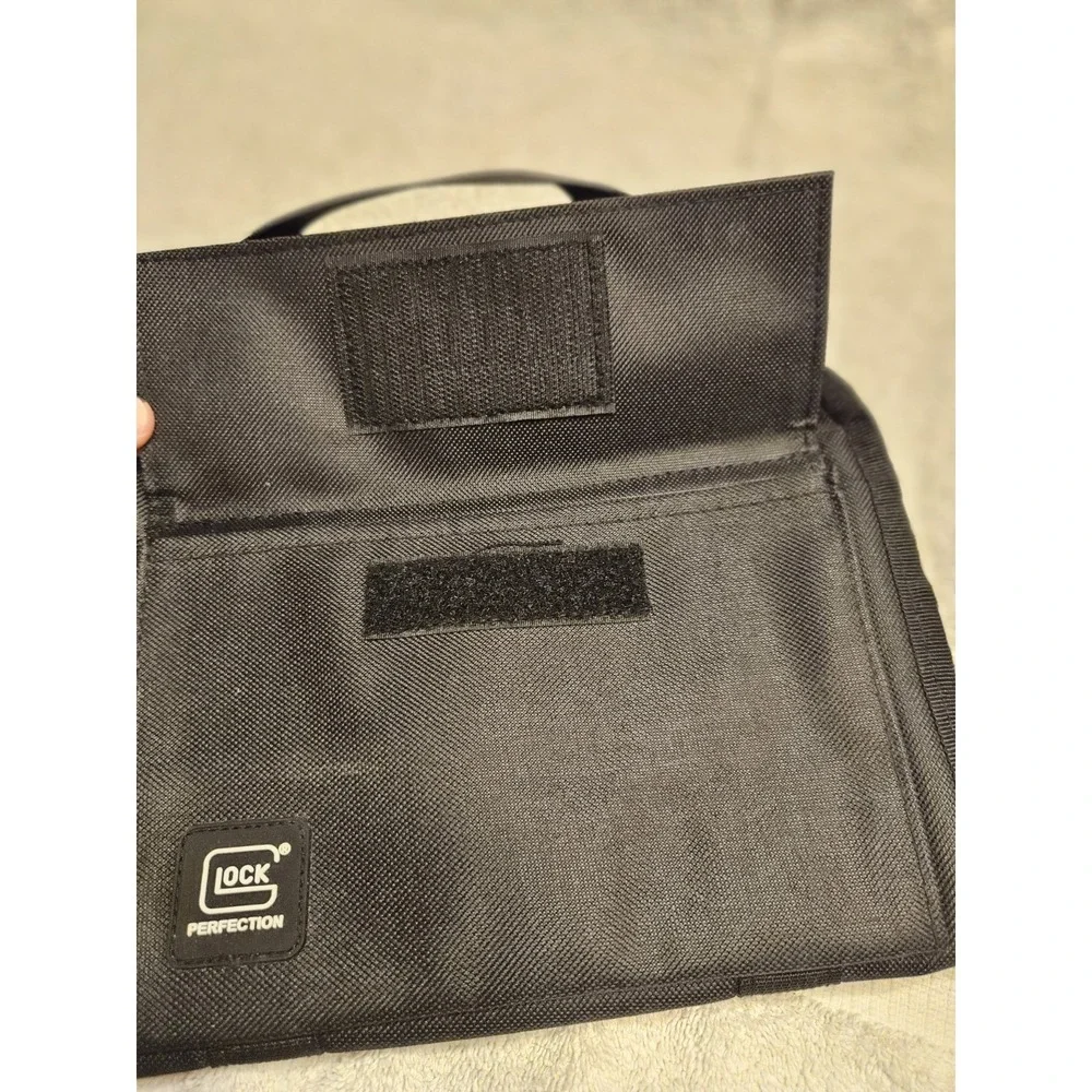 Glock Carrying Case For Single Pistol Black/orange with lubrication guide inside